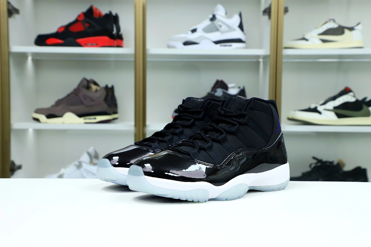 11 NIKE JORDAN AIR 0213